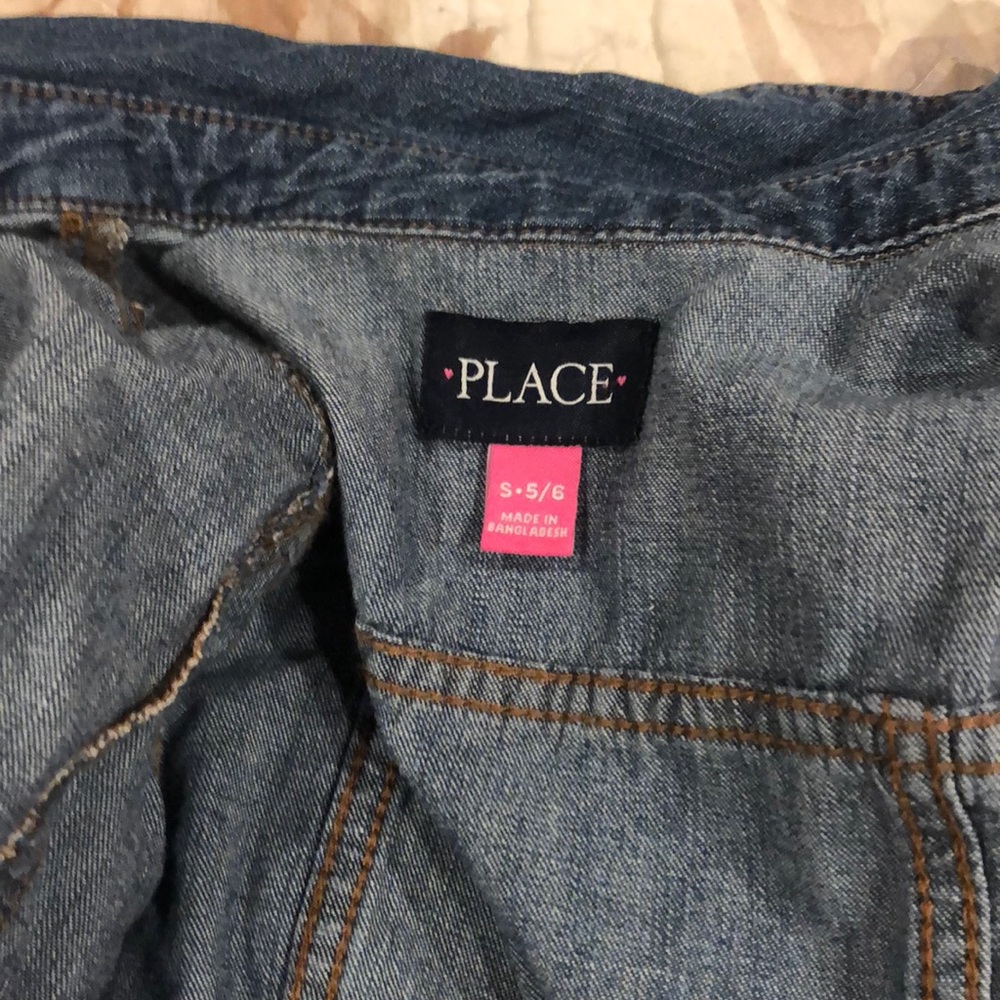 Cute girl Jean dress missing belt
